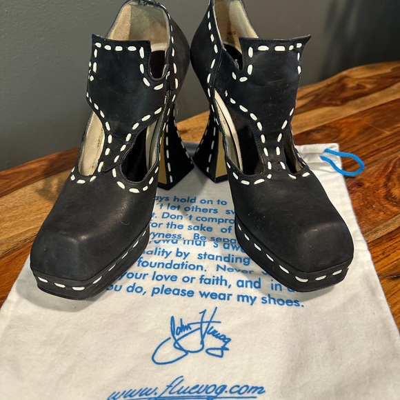 John Fluevog 90’s vintage Munster black and white stitching - Picture 4 of 7
